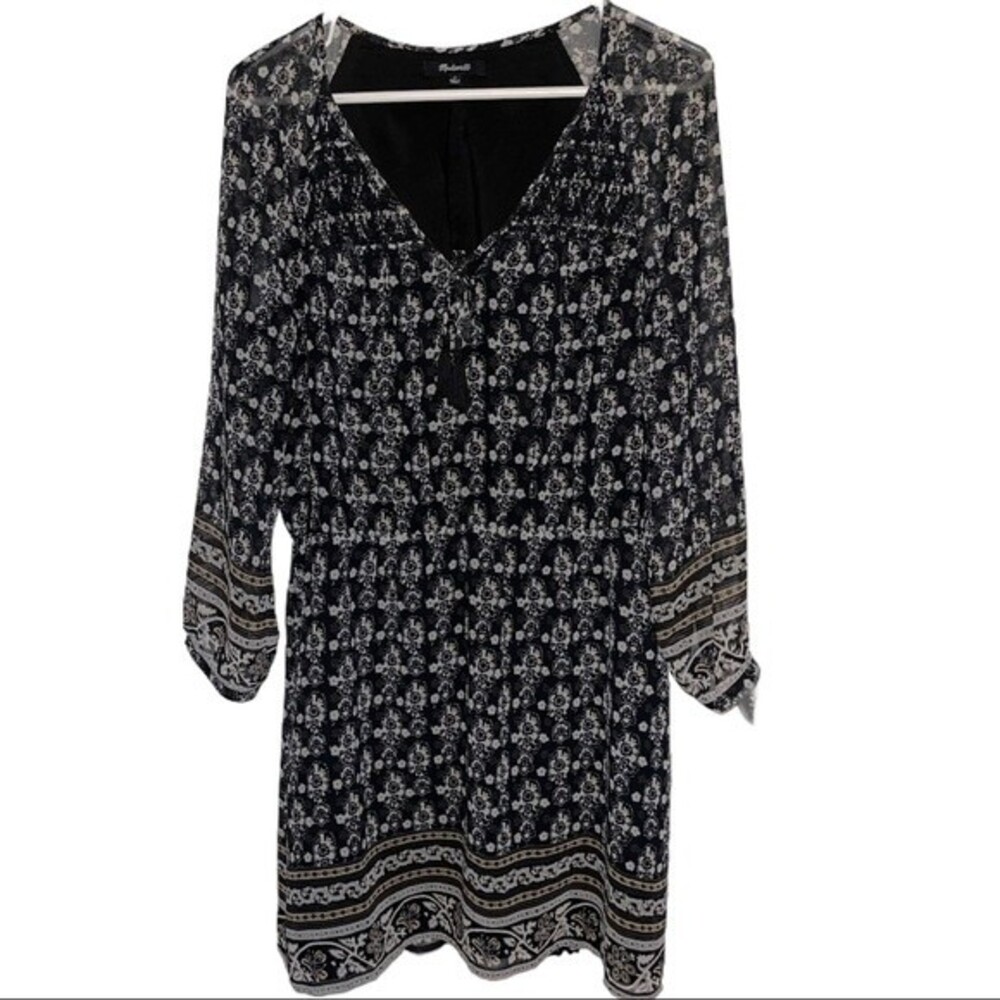 Madewell Woodland Dress in Artisan Floral. Black, Tan White. Sheer lined.